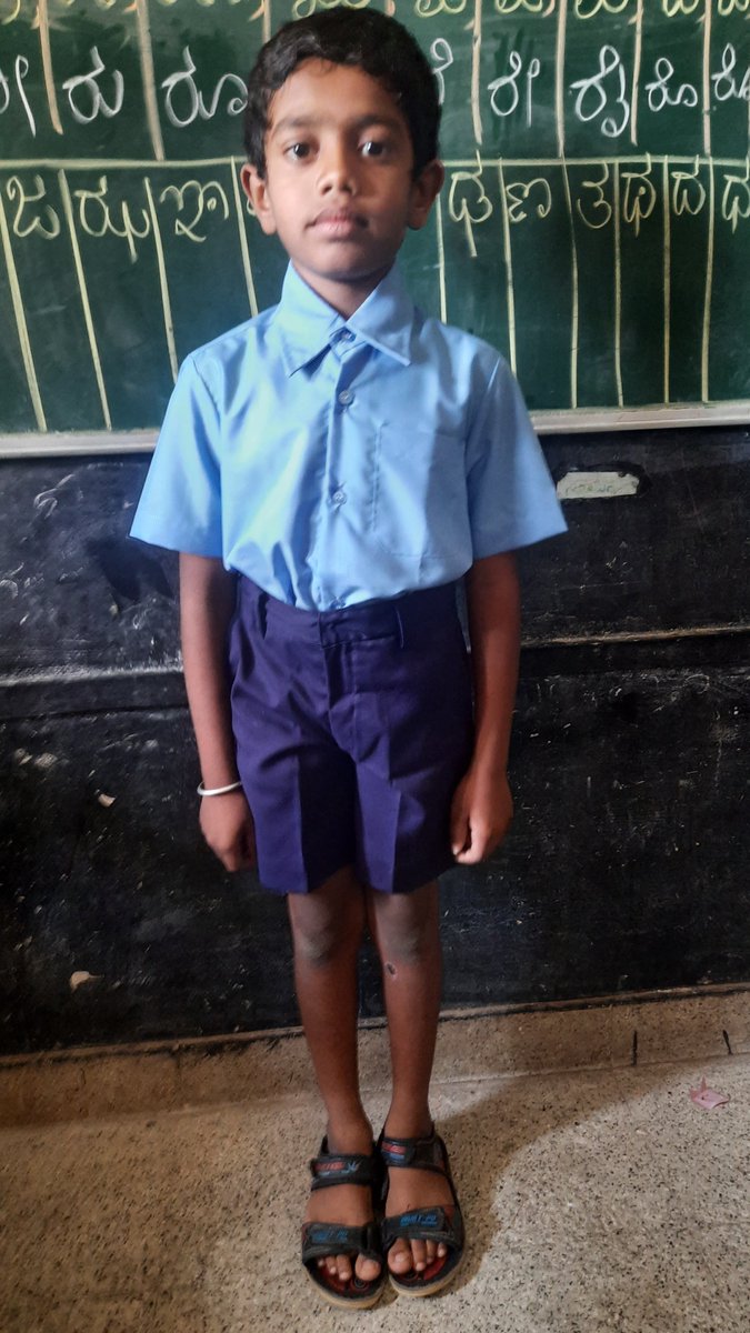 TheKshamata's tweet photo. THE GOOD FIT (a STREE initiative) is helping STREE beneficiaries from the Clothing &amp; Apparel Vertical by brining in business orders to stitch government school uniforms.

This last mile connectivity support.

#Sewingbrightfutures #sustainable #growingtogether #WomenEmpowerment https://t.co/UG2txDZWQX