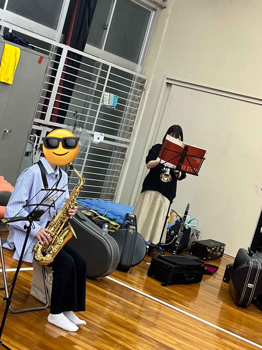 kit_bb1208's tweet photo. こんばんは❗️
体験入部に来てくれた人と自由に演奏しました🤭✨
入ってくれるといいな🥹
まだまだ部員募集中です‼️ https://t.co/PYToArHRCb