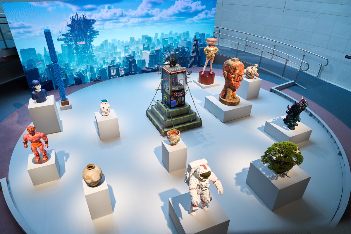 Yu_Gi_Yn's tweet photo. The OKETA COLLECTION exhibition started from April 8th, ¥u-Gi-¥n Creative Team Yu-Gi-Labs participated in the exhibition with two unbelievable pieces of digital art exhibits. It is a milestone in our entry into the modern art world.🎲

A thread 🧵 https://t.co/zvsPt2ERPC