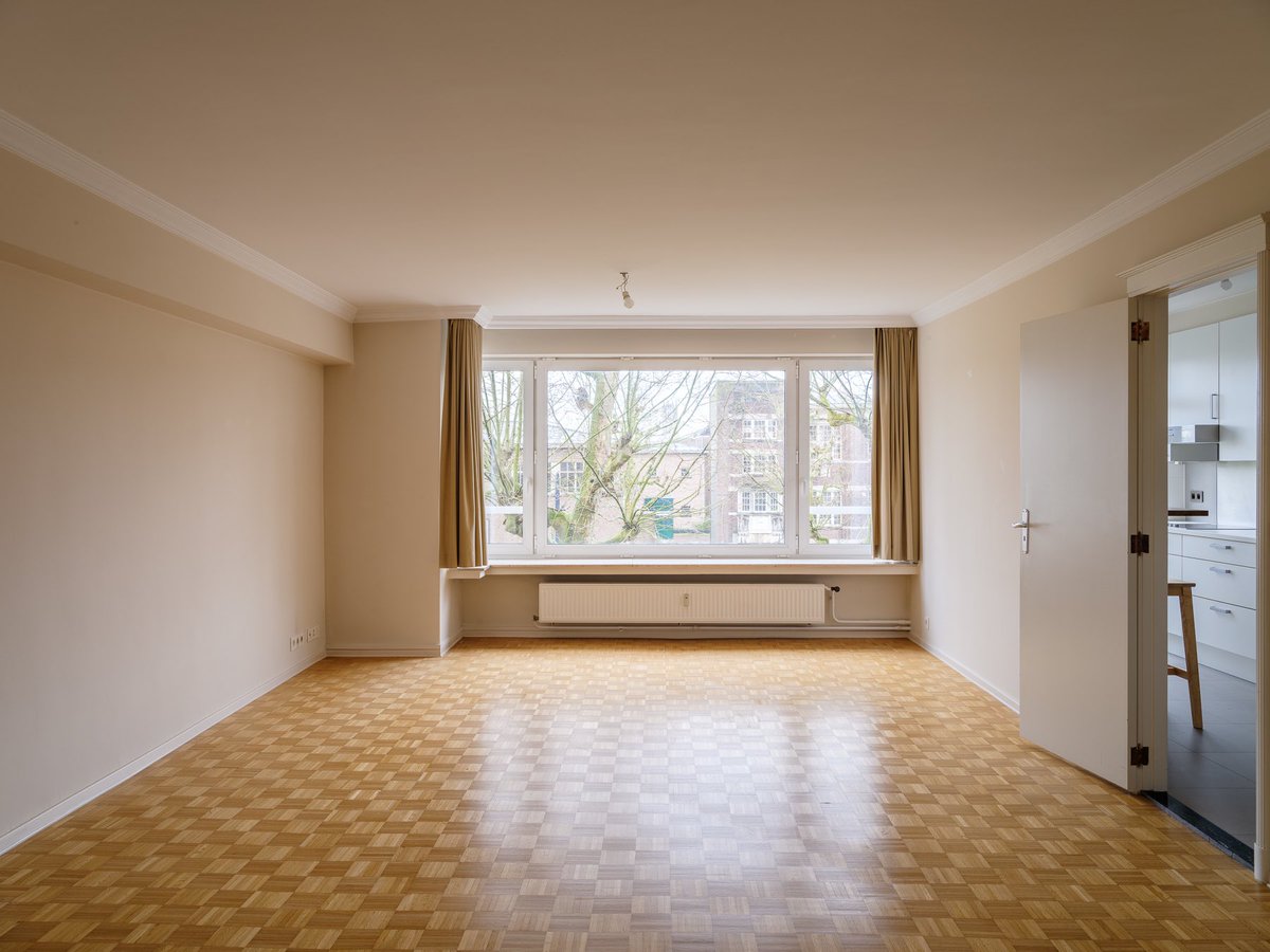IMMO_CVH's tweet photo. Nieuw in ons aanbod 🤩
Te huur: Ruim drieslaapkamerappartement op toplocatie 

Interesse? Plan vandaag uw afspraak in via charles@immo-cvh.be

#ImmoCVH #Gent #Immo #Vastgoed #Coupure #TeHuur #NewHome #RealEstate #Broker #HouseHunting #Realtor #Immobiliën #ImmoGent https://t.co/hzQw67YroQ