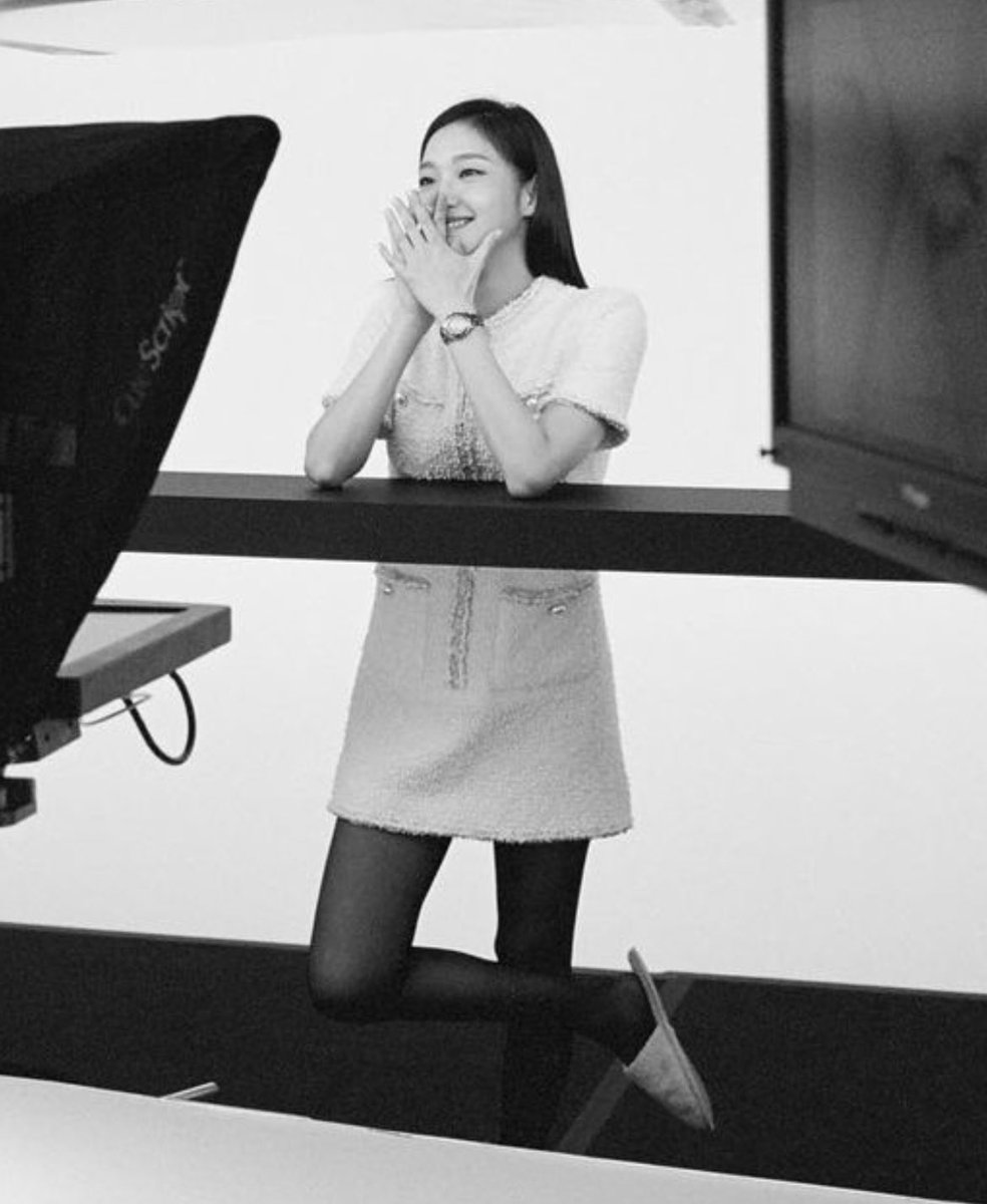 tyappimama's tweet photo. あ〜ビハインドカットも素敵なんだけど💖✨
#キムゴウン
#KimGoEun
@chanelofficial
#J12 #CHANELWatches #ItsAllAboutSeconds https://t.co/1jn86FGngP