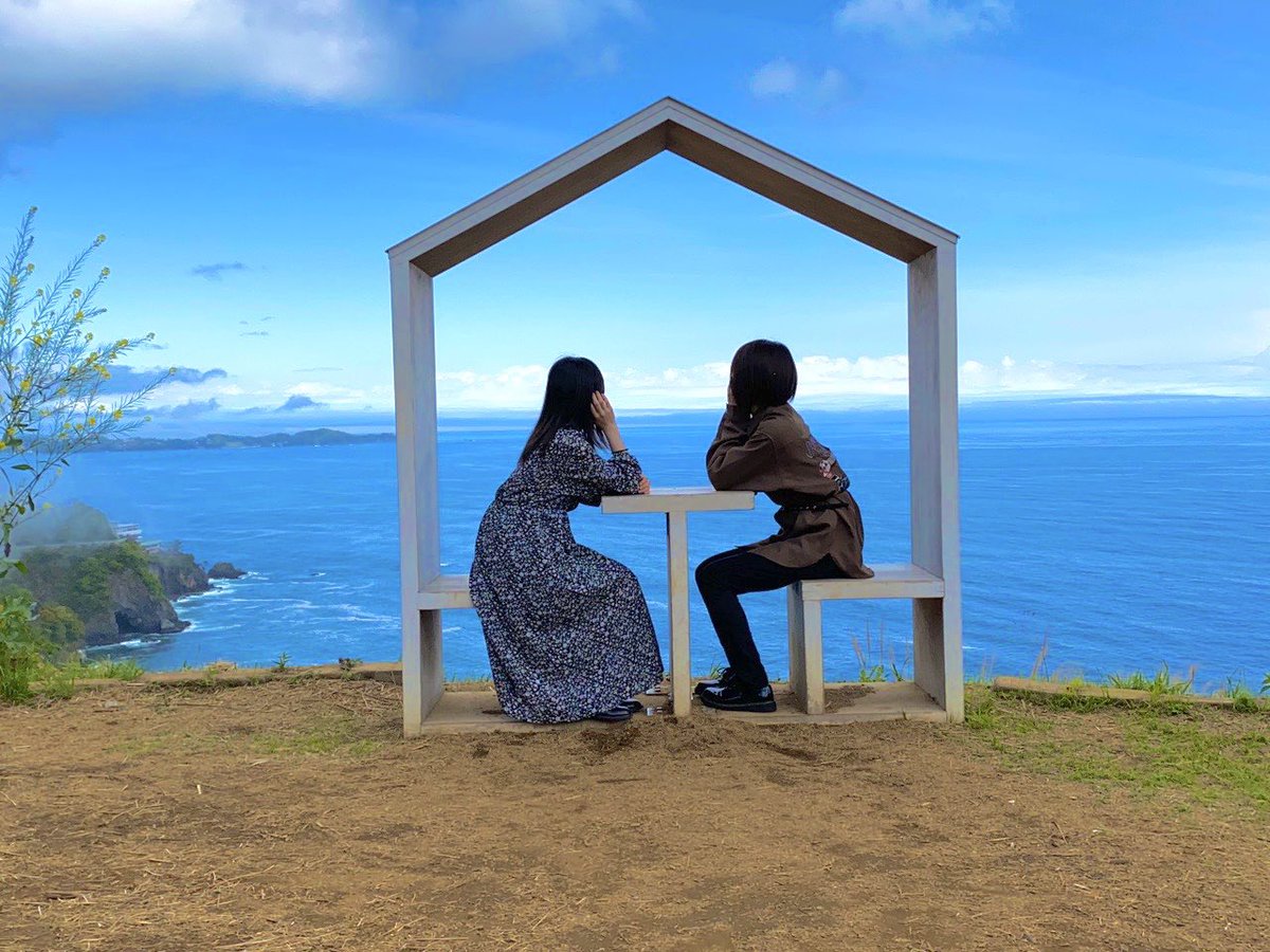 rinka06010's tweet photo. ACAO FOREST ➁
（旧アカオハーブ&amp;ローズガーデン🌹）
写真映えするスポットしかない😂
階段でさえもめちゃくちゃ可愛い！！
自分だけの素敵な1枚を✨
私写真撮るの下手くそだけど背景が勝手におしゃれにしてくれるので最強です‼️
#ACAOFOREST 
#アカオハーブアンドローズガーデン https://t.co/39chpH7IbJ