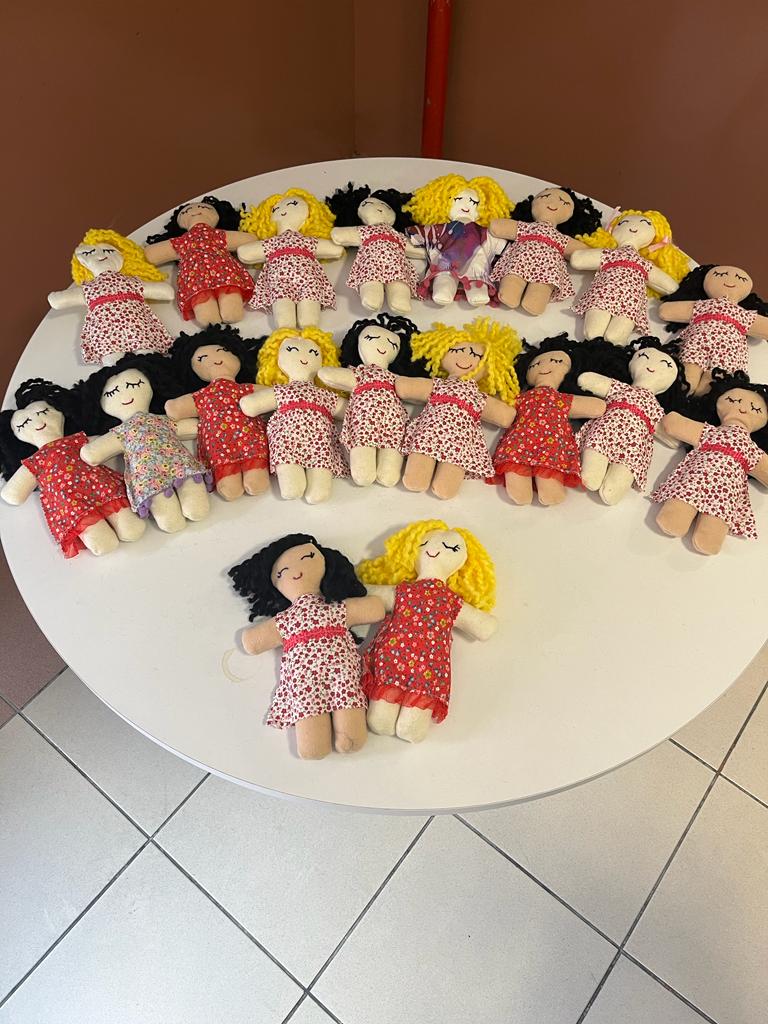 MithatpasaM's tweet photo. 🐻👶🏻🧸Okulumuz çocuk gelişimi alanı öğretmen ve öğrencilerimizin  afet bölgesindeki çocuklara 23 nisan hediyesi olarak gönderilecek hediyeleridir el emeği göz nuru emeği çok çalışmalar 👶🏻🐻🧸
@istanbul_MTE
@istanbulilmem
@uskudarmem https://t.co/yUtQzxup2B