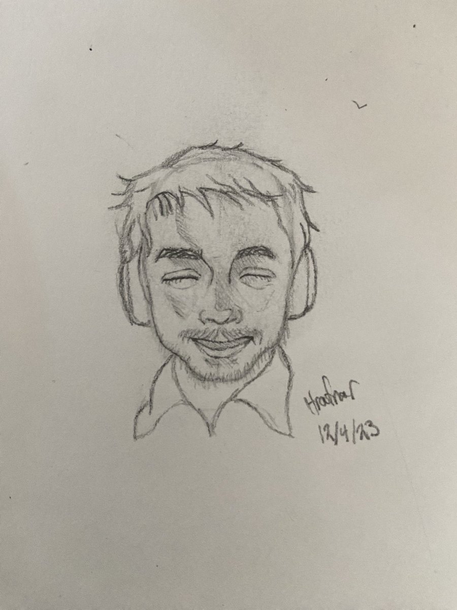 Hvert skipti sem maður teiknar eith sem er 10x betra en maður ætti að geta gert er nauðsin að pósta því alstaðar