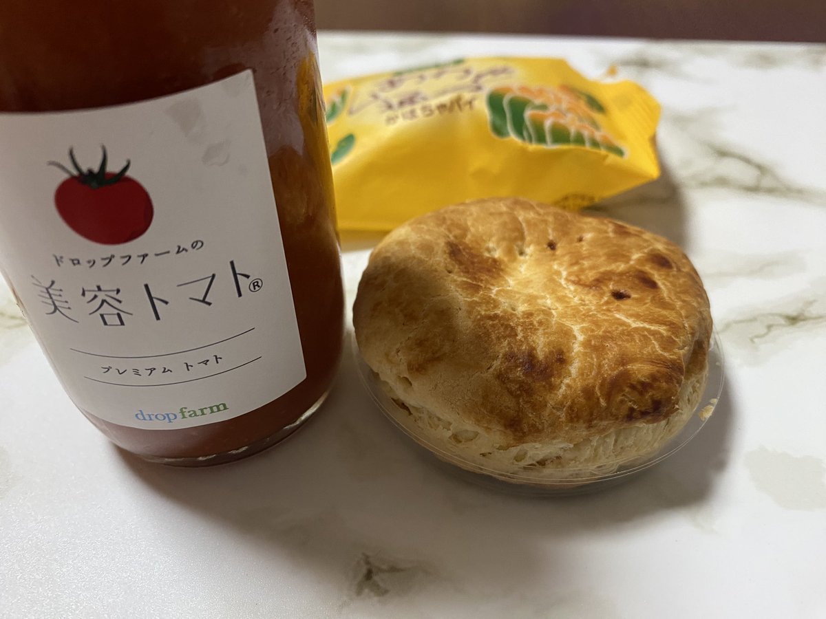 toratmpp's tweet photo. 夕食後に\( 'ω')/
綺麗になってやる!
#GrassRootsFarm
#DropFarm
#菓匠たけだ https://t.co/KW2IEwjmcn