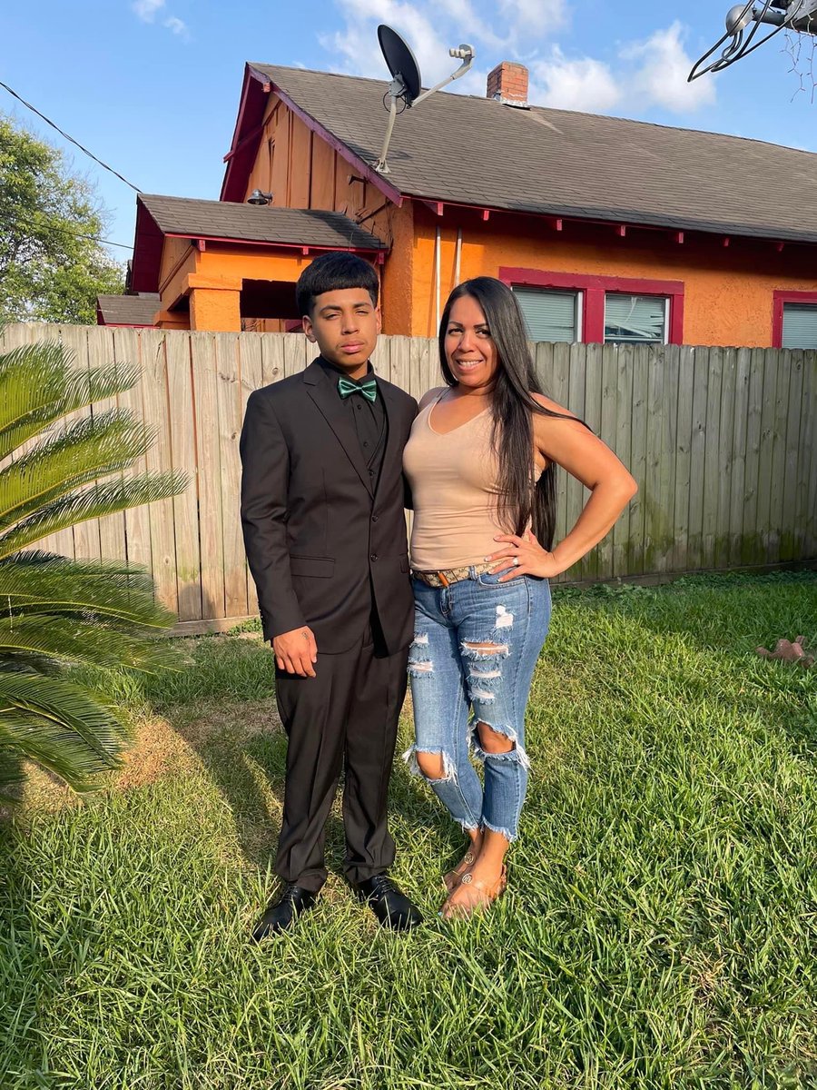 ashley_4438's tweet photo. Please share guys, we’d really appreciate 💝.  A lot of y’all know where my brother is and what was done to him and won’t speak up💔, he had such a kind heart🥹at some point my brother helped a lot of y’all out,now it’s time to return the favor and get Luis back home safe!!💯 https://t.co/tj6zS4fSoJ