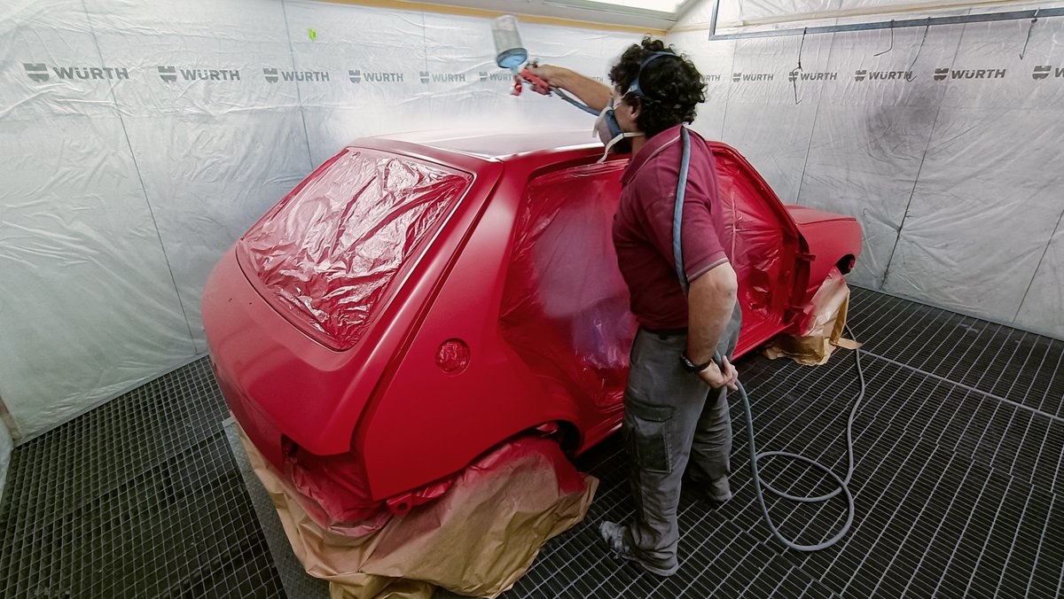 aiko_motor's tweet photo. Así salía del taller un @Peugeot 205 rojo tras la #restauración completa de #chapa y #pintura👏💪

¡Un nuevo cliente encantado y un #coche más que sale como nuevo! 🆕

#chapaypintura #peugeot #peugeot205 #tallermecanico #tallermadrid #madrid #reparaciones #reparacion #peugeotclub https://t.co/Uv6WMeSQOr