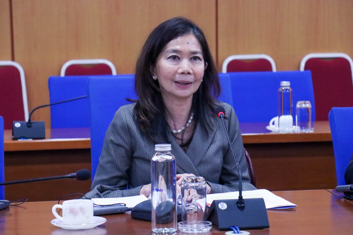 uninvietnam's tweet image. Financial development &amp;amp; innovation are key to the implementation of🇺🇳🇻🇳 #CooperationFramework (2022-2026).

UNRC @ptamesis &amp;amp; Vice Minister of Finance Vo Thanh Hung discussed how to ensure an enabling environment for 🇺🇳🇻🇳 partnership, incl. SDG financing as part of SDG ⬆️ efforts.