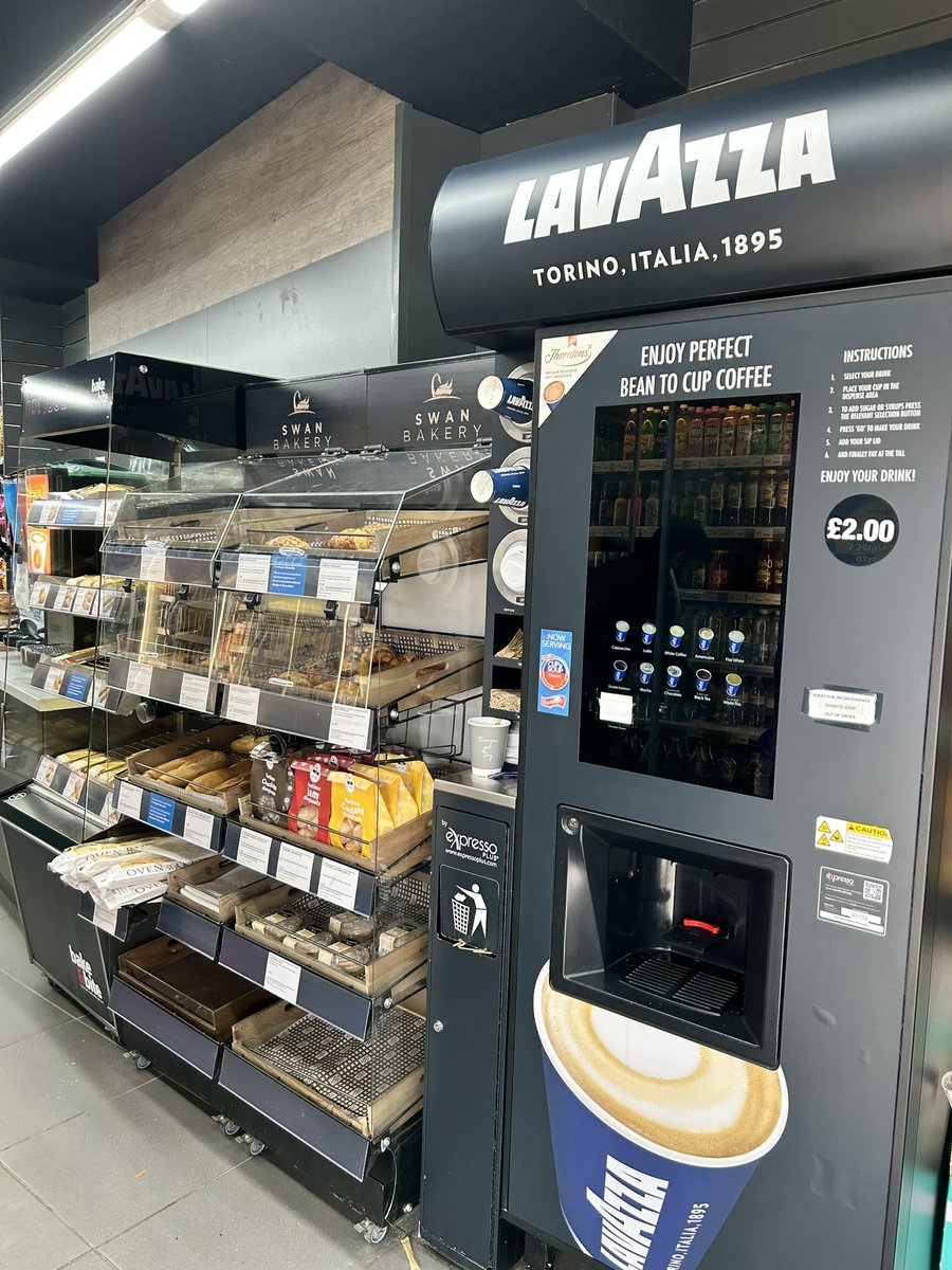 Lee-anne Evans tweet media