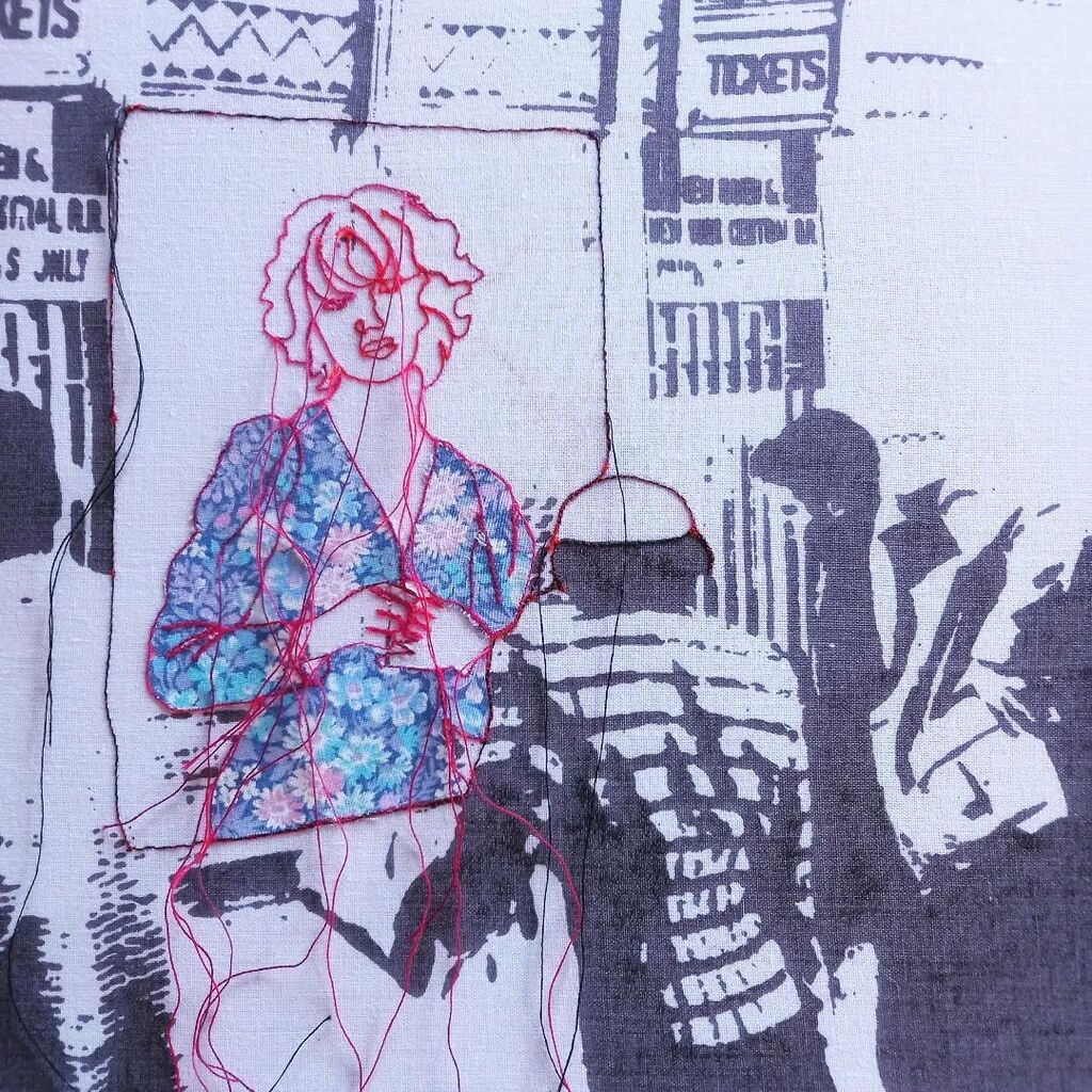 "Come up hurry up, do you want a return to Chatham or what?!"
@fibreandform12 exhibition starts tomorrow afternoon! Hopefully we'll have hung it all up by then!
@thehalperngallery <a href="/nucleusarts/">Nucleus Arts</a> 
#chatham #fibreandform #textilearts #mixedmedia instagr.am/p/Cq7uupjKbCW/