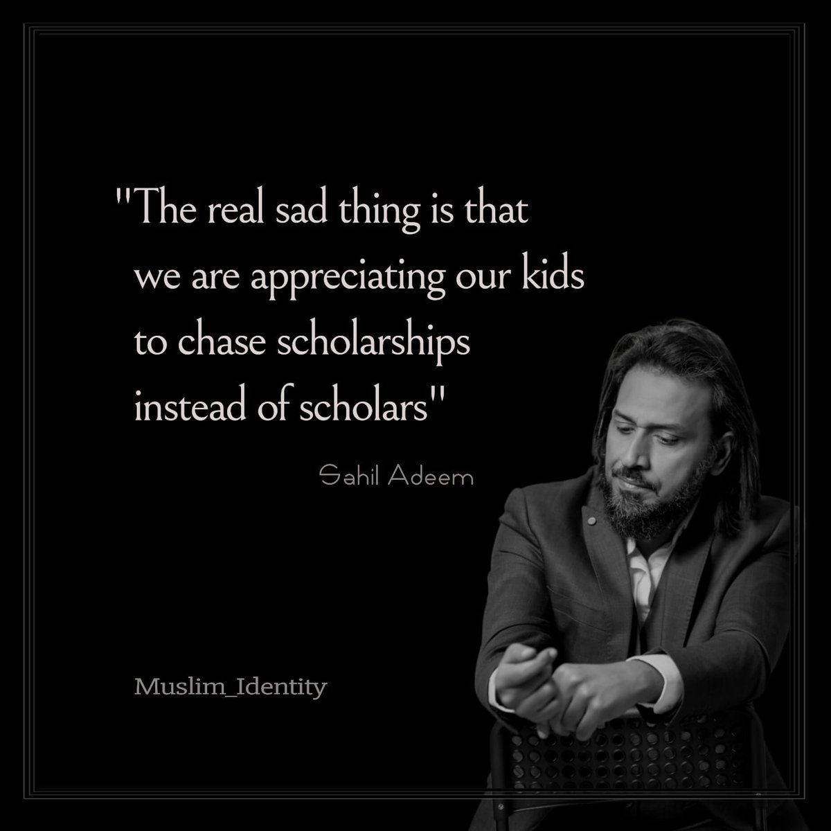 Huwiyyati's tweet photo. If you knew what lies in the hearts of true scholars of Islam You would spent the whole world to get it
Hadees (tabarani) : "Become a scholar, a learner, a listener, or a lover(for knowledge) , and do not be the fifth, or you will perish.”
#muslim_identity #IslamicMessagingSystem https://t.co/LpinCHsv8w