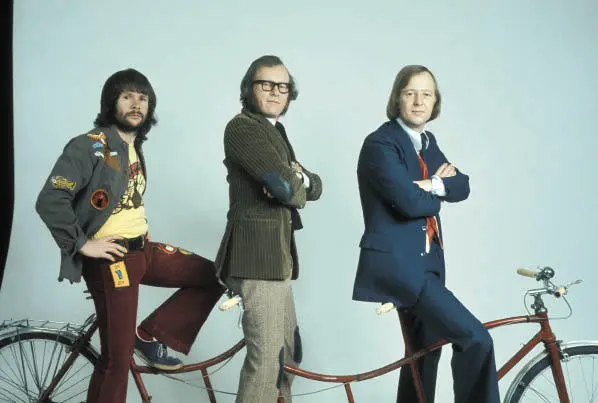 bangroad's tweet photo. @TheWarOnCars @pahwa_nitish @JuddApatow The Goodies https://t.co/TMKBh5FsLh