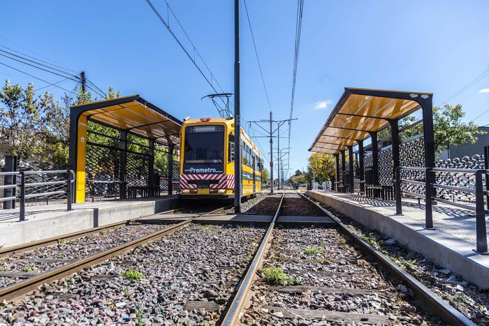 crisromero10's tweet image. #Subtes: paro en las líneas D, E y Premetro de 14 a 16 hs 

@C5N @Radio10 @Gatosylvestre