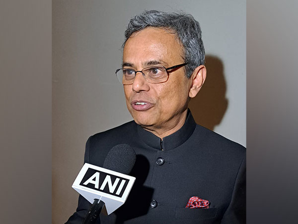 ani_digital's tweet photo. Business summit to give a boost to France-India business partnership in all dimensions: India's envoy to France
Read @ANI Story | https://t.co/s0GfutLX6H
#FranceIndiaBusiness #Summit #ToGive #boost #BusinessPartnership #IndiaAmbassadortoFrance #JawedAshraf https://t.co/FdQWSI8Wkw
