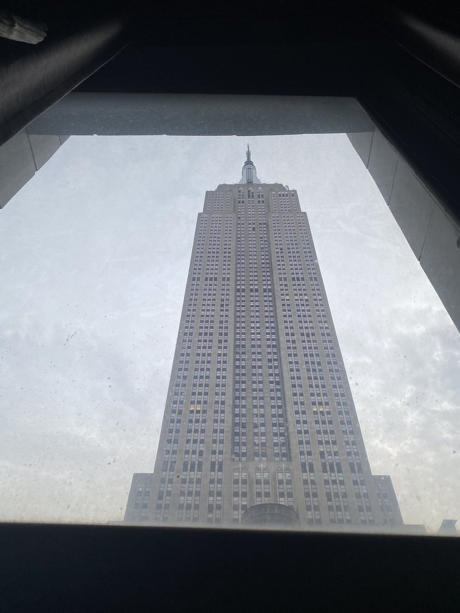 gm from the empire state building (i’m pretty sure…correct me if i’m wrong #NFA)