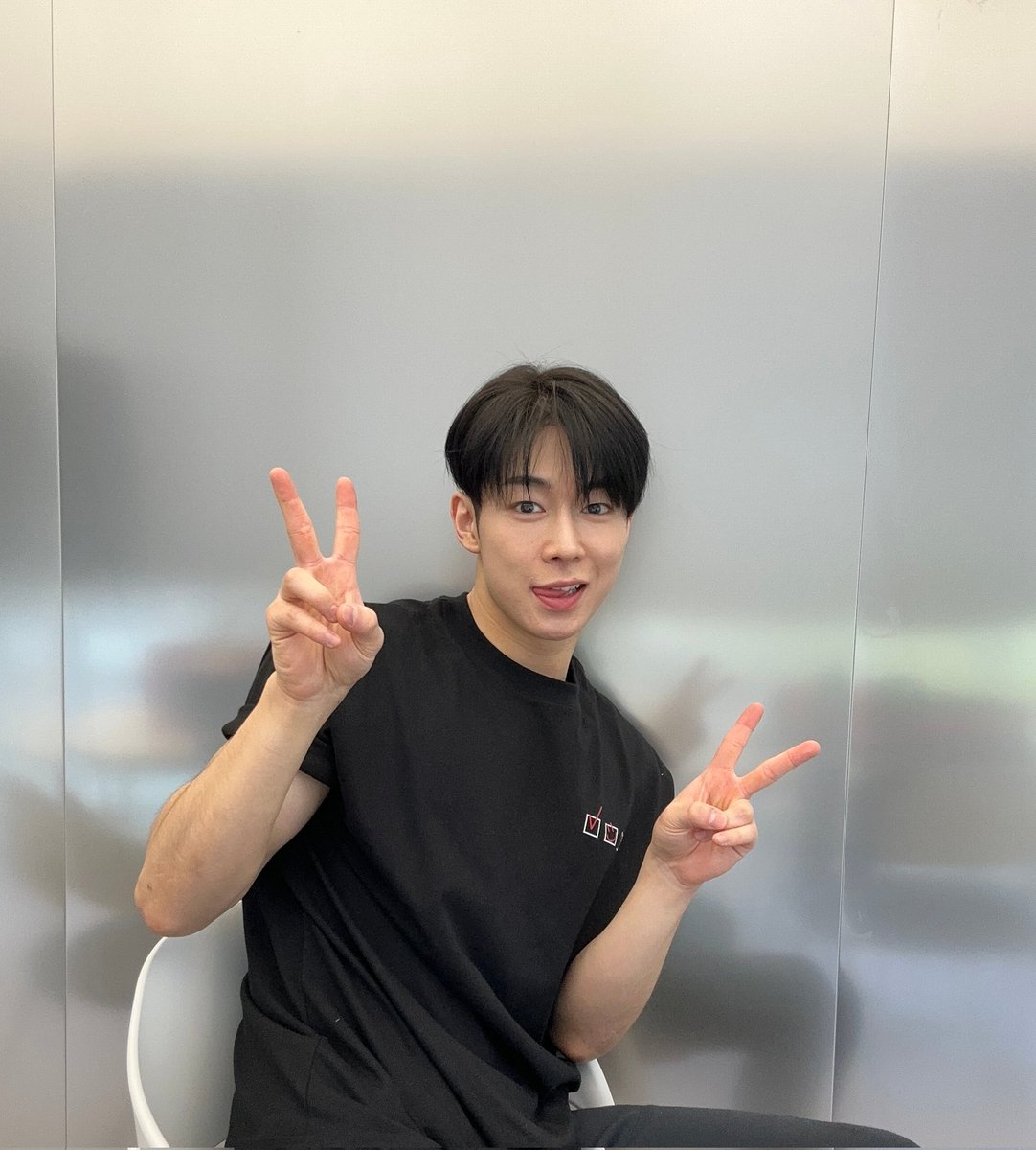 SF9__Unofficial's tweet photo. 230412 Dawon Weibo update #SF9 #DAWON #에스에프나인 #다원 

https://t.co/Eq5z3ycqap https://t.co/lGk5cc7J5H