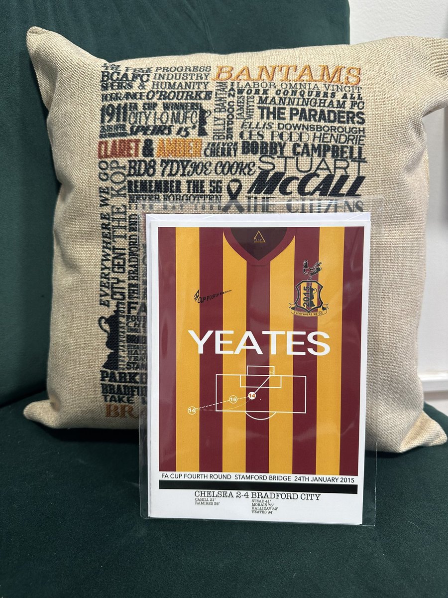 sporting_post's tweet photo. Memorable Match Shirts for Bradford City 

Yeates, BCAFC 4-2 Chelsea FA Cup Giant Killing! 2015

Wetherall, BCAFC 1-0 Liverpool Premier League Survival 2000

Their may be another incoming with 6 games to go for the Chickens!
##bcafc #bradfordcity #upthechickens https://t.co/kUYmOMfglz