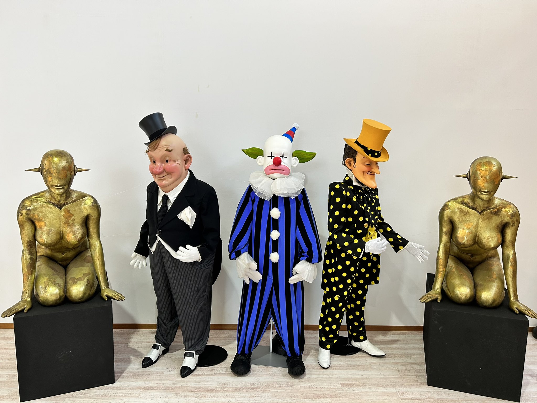 充実の品 ダブルフロント 石井竜也氏愛用同シリーズ 5018 初期 レッド