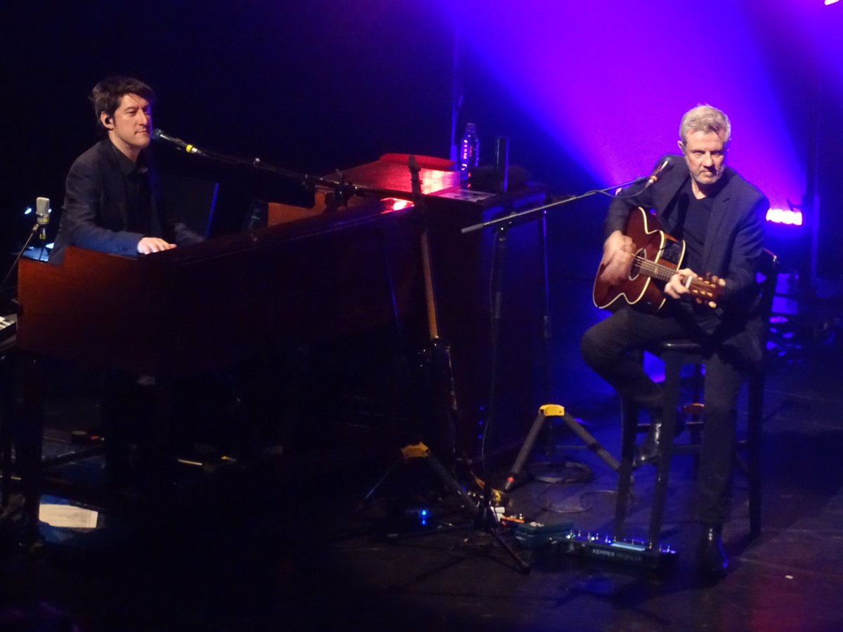 SemaphoreCeb's tweet image. Retour en images sur l&apos;excellent concert de @JulienClerc_Off à Sémaphore mercredi 5 avril dernier. #LesJoursHeureux