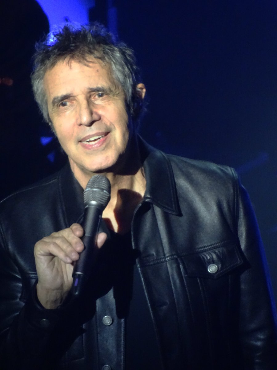 Sémaphore, Cébazat 🎙🎭 (@semaphoreceb) on Twitter photo Retour en images sur l'excellent concert de <a href="/JulienClerc_Off/">Julien Clerc</a> à Sémaphore mercredi 5 avril dernier. #LesJoursHeureux Retour en images sur l'excellent concert de <a href="/JulienClerc_Off/">Julien Clerc</a> à Sémaphore mercredi 5 avril dernier. #LesJoursHeureux