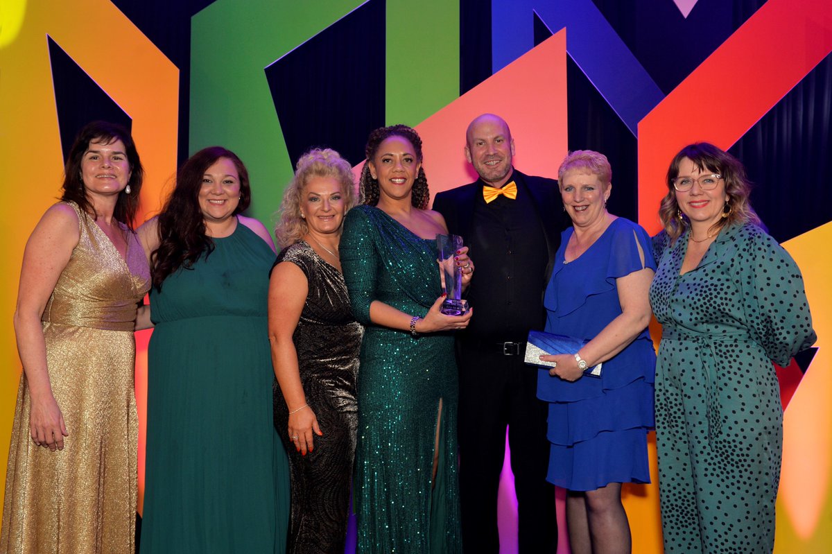 A big congratulations to @KingswayCare who were recently crowned Business of the Year @gdbizawards 🎉 Kingsway Care is a homecare provider in Brighton & Hove that supports older and disabled clients to live independently at home & was founded by alumnus Olly Carter.