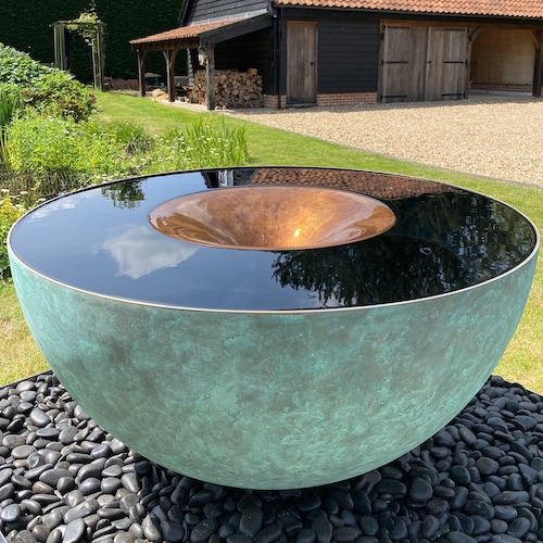 We are delighted to welcome @Waterfeatures_ to the SGD Garden Sourcebook. Tills Innovations is a leading water feature specialist with 23 years knowledge in the most unique and diverse designs. They are also an Affiliated Business Partner of @The_SGD.
waterfeaturespecialist.co.uk.