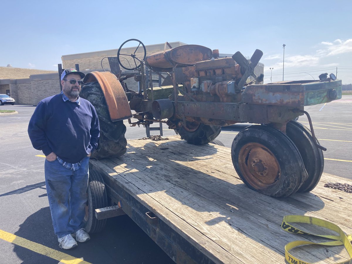 The MGHS Ag Department has an exciting project: refurbishing this tractor! Under guidance from Mr. Gowin, our Ag Business class has a budget to buy parts, and our Ag Mechanics class will do the work. We can’t wait to see how it turns out!

📸: <a href="/DeetzScott/">Dr. Scott Deetz</a> #WeAreMG