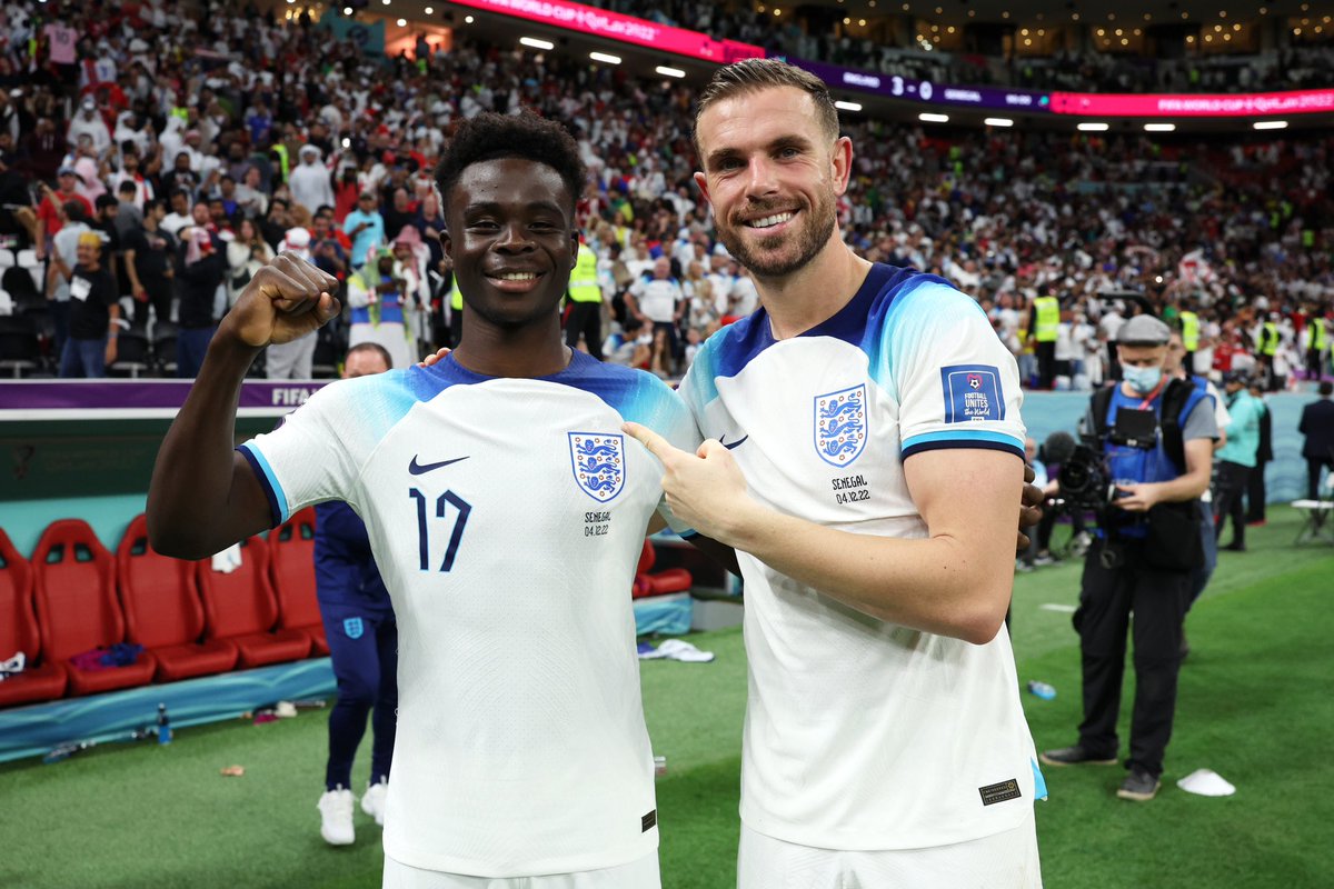 SVFootball_eu's tweet photo. 🚨 Matt Turner says Bukayo saka is often getting to Arsenal training early

🗣️ Turner on Saka's work ethic: "I will often arrive at Arsenal training early, but am often beaten to London Colney by Bukayo Saka each day."

🗣️ On Saka's impact: "He is one of the best talents in the Premier League. And yet, he is putting in the work to improve further."

🗣️ Saka's message to teammates: "He is setting the standards on the pitch, and has been for a long time. And, as it turns out, he is doing similar on the training ground."