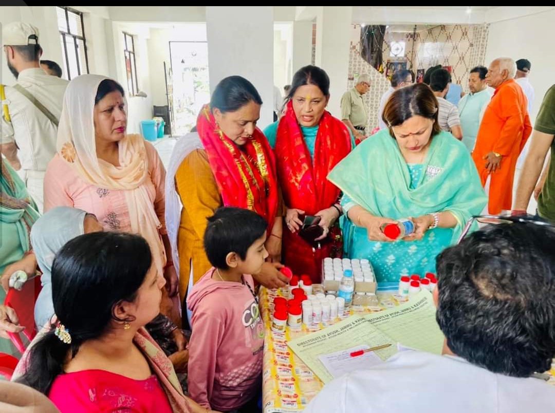 ShaluGu42425531's tweet photo. #Samajik Nyay Saptah
#Kunjwani Mandal and Gadigard Mandal
#RSPura Jammu South District https://t.co/7qLdjJLApL