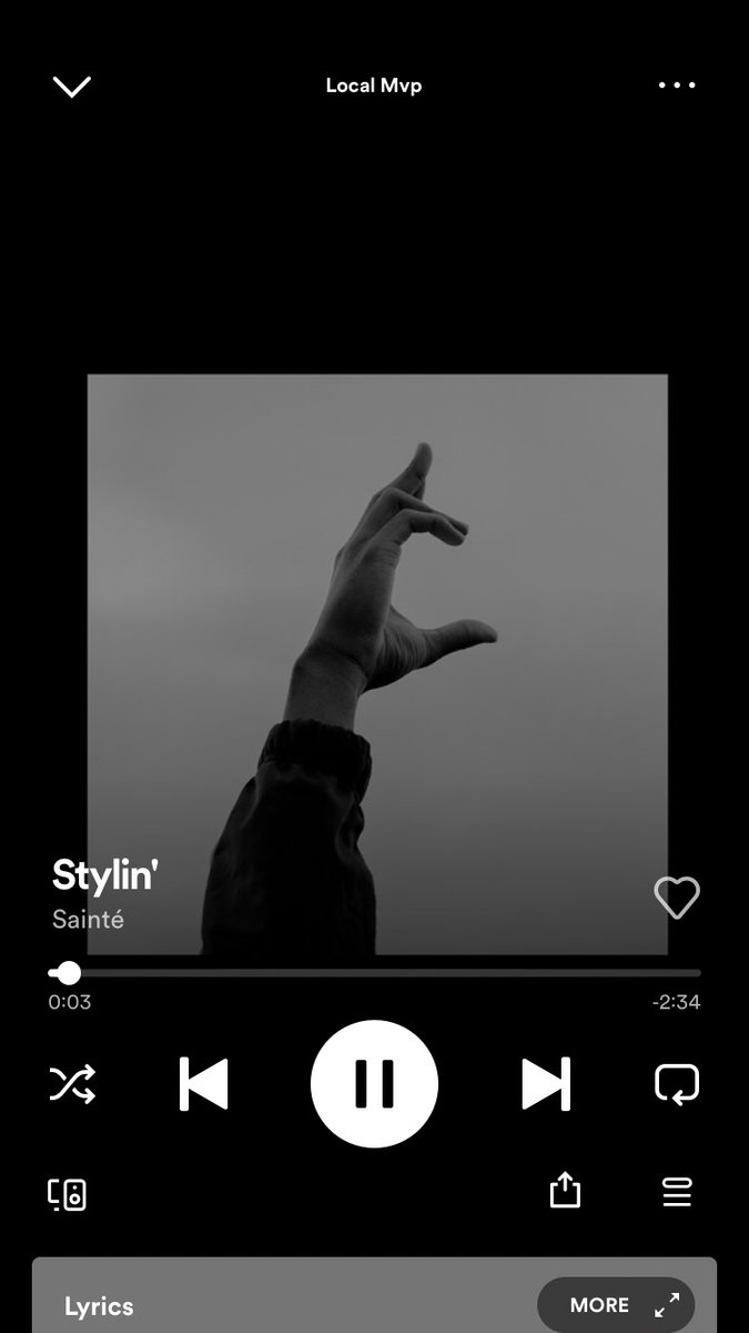 worldlovebrian's tweet photo. I've got black &amp; white https://t.co/rk1auxrADf