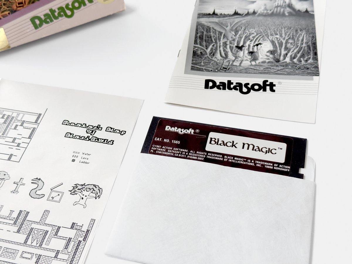 ErnstKrogtoft's tweet image. Q-Bits From my Personal Collection – Black Magic
retro365.blog/2023/04/06/q-b…
#BlackMagic #Datasoft #ActionSoftware #PeterWard #Commodore64 #Retrogames #BigBoxPCGames