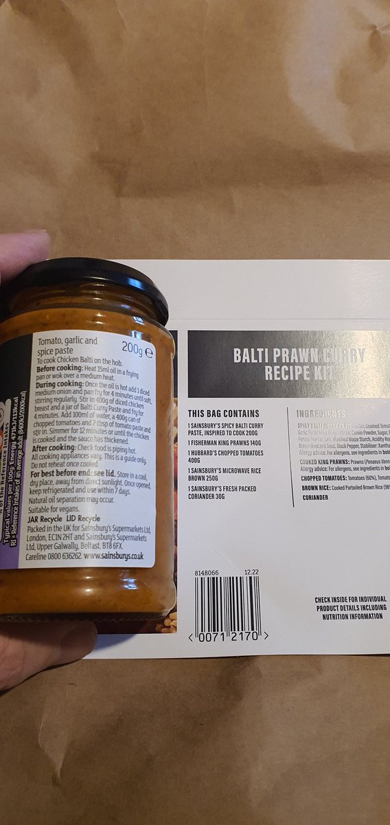 draymic's tweet photo. @sainsburys Your recipe kit is missing an onion! The paste says to add a chopped one. https://t.co/qnusIxACBP