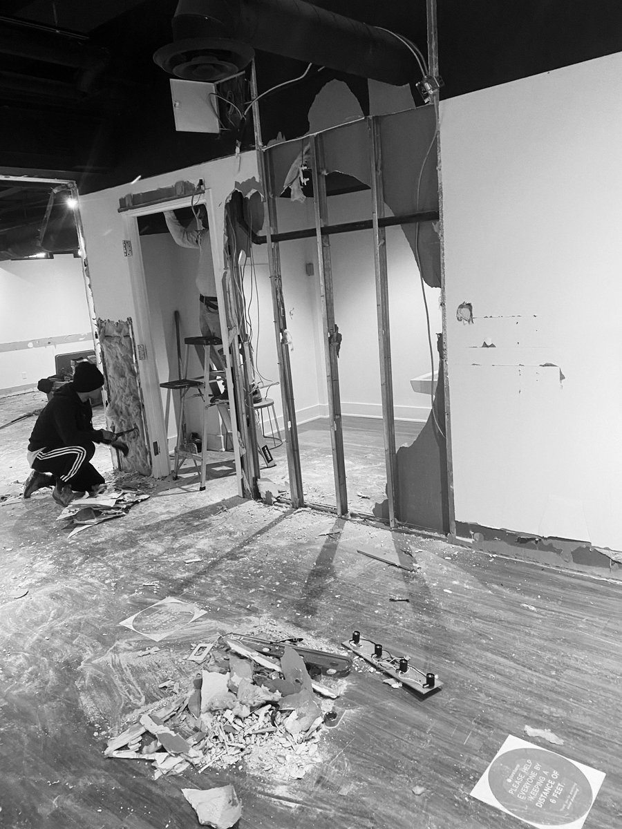 Republic_Dev's tweet photo. 🔨 Demolition is underway at our new sales office for our soon to be announced project! 

Stay tuned for more updates!!

#republicdevelopments #realestate #condo #torontocondos #construction #demolition #torontorealestate https://t.co/0z9EJEZp0r