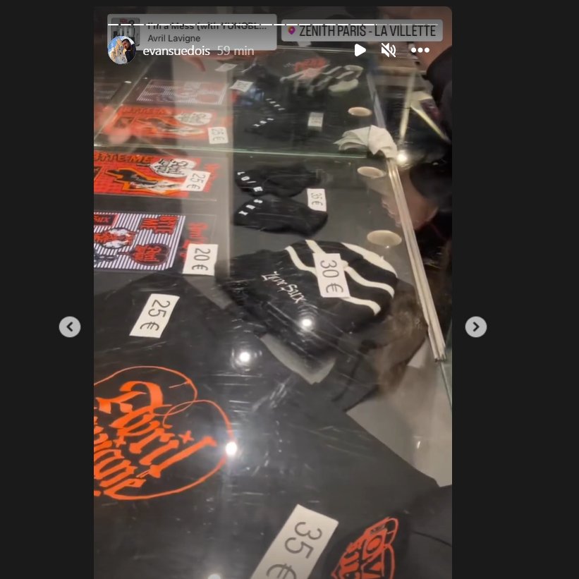 frevkout's tweet photo. #lovesuxtour first look at the merch https://t.co/FqVRFgI7d9