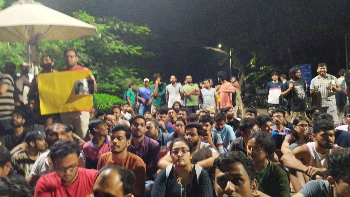 jaciitm's tweet photo. At least 500 students protest happening at GC @iitmadras
Students demand
1. Assurance that the enquiry will be unbiased. 
2. Protection to the ones willing to appear before enquiry committee
3. Suspension of Sachin's guide. 
4. Resignation of dost https://t.co/G7VuBdSM5S
