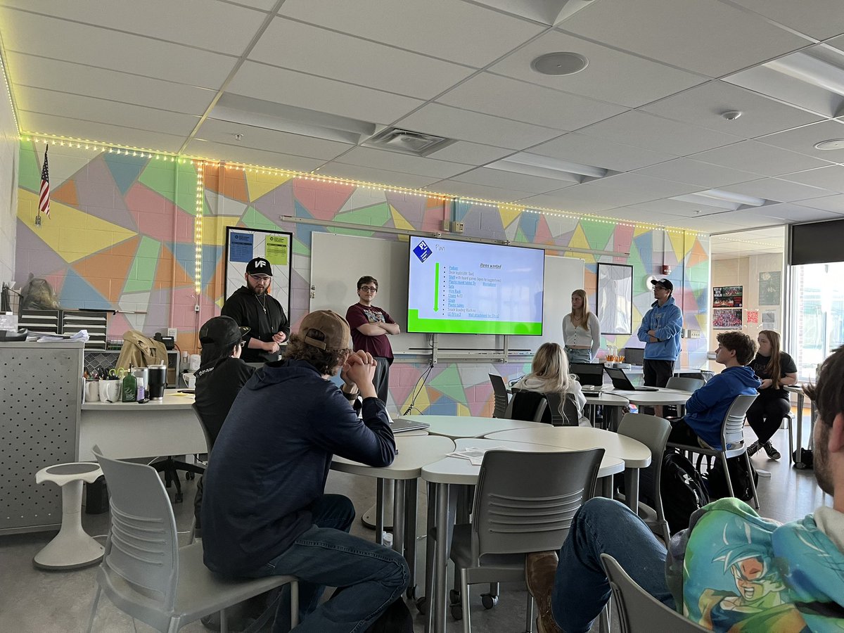 MarysvilleECHS's tweet photo. At ECHS, when we need to redesign a common workspace, we go to our students. Students in Mrs. Young’s STEM math class used the design cycle to create plans for our new and improved project lab. https://t.co/5c3Ickqr7x