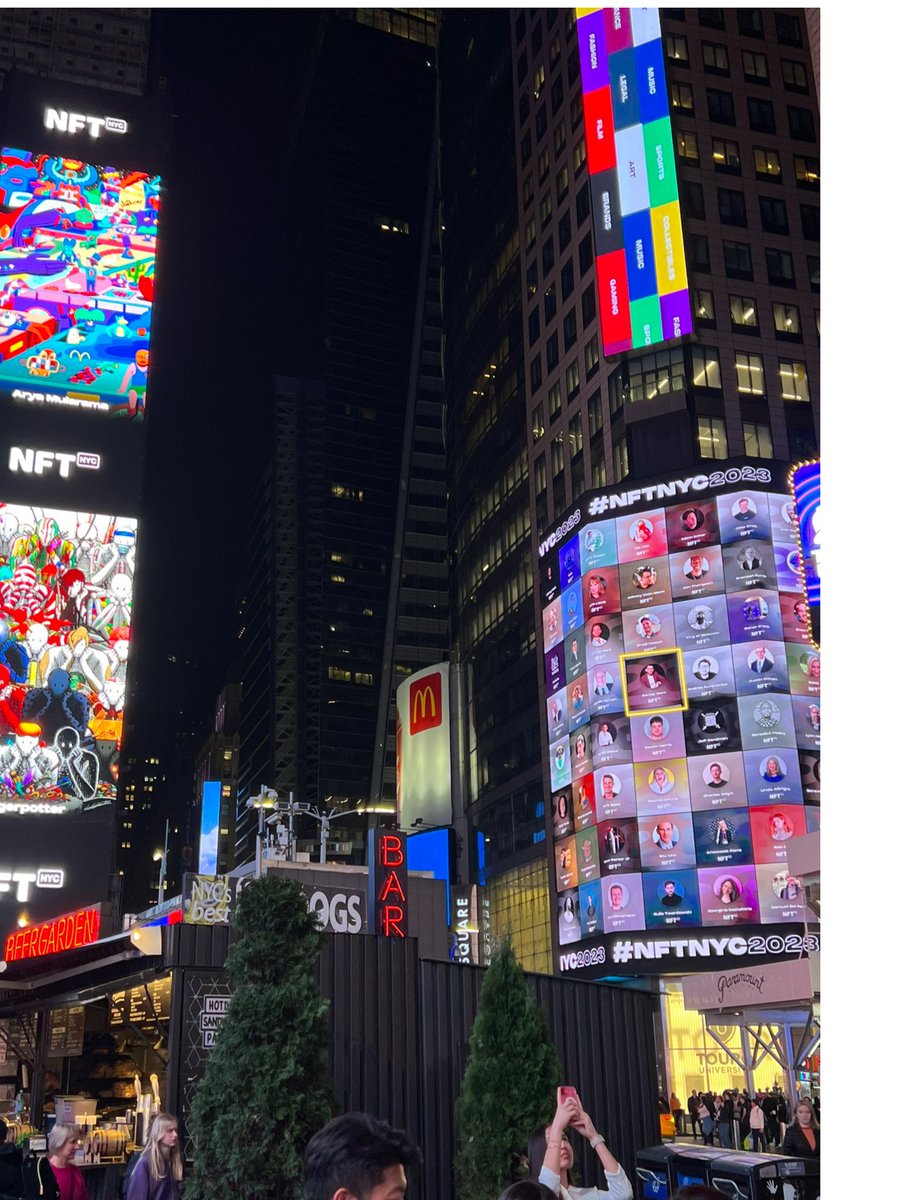 SURREAL MOMENT! 🤍

342 days ago, I ventured into the Web3 and Blockchain space.🪐

Today, my face is up on a billboard in Times Square, NYC - courtesy of <a href="/NFT_NYC/">NFT.NYC</a> 🫶🏾 #NFTNYC2023

I'm overflowing with gratitude for all the amazing support.🤎

This is just the beginning!🚀