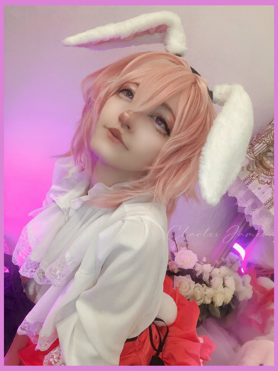 What about the cute Easter bunny #Astolfo? 😉💕