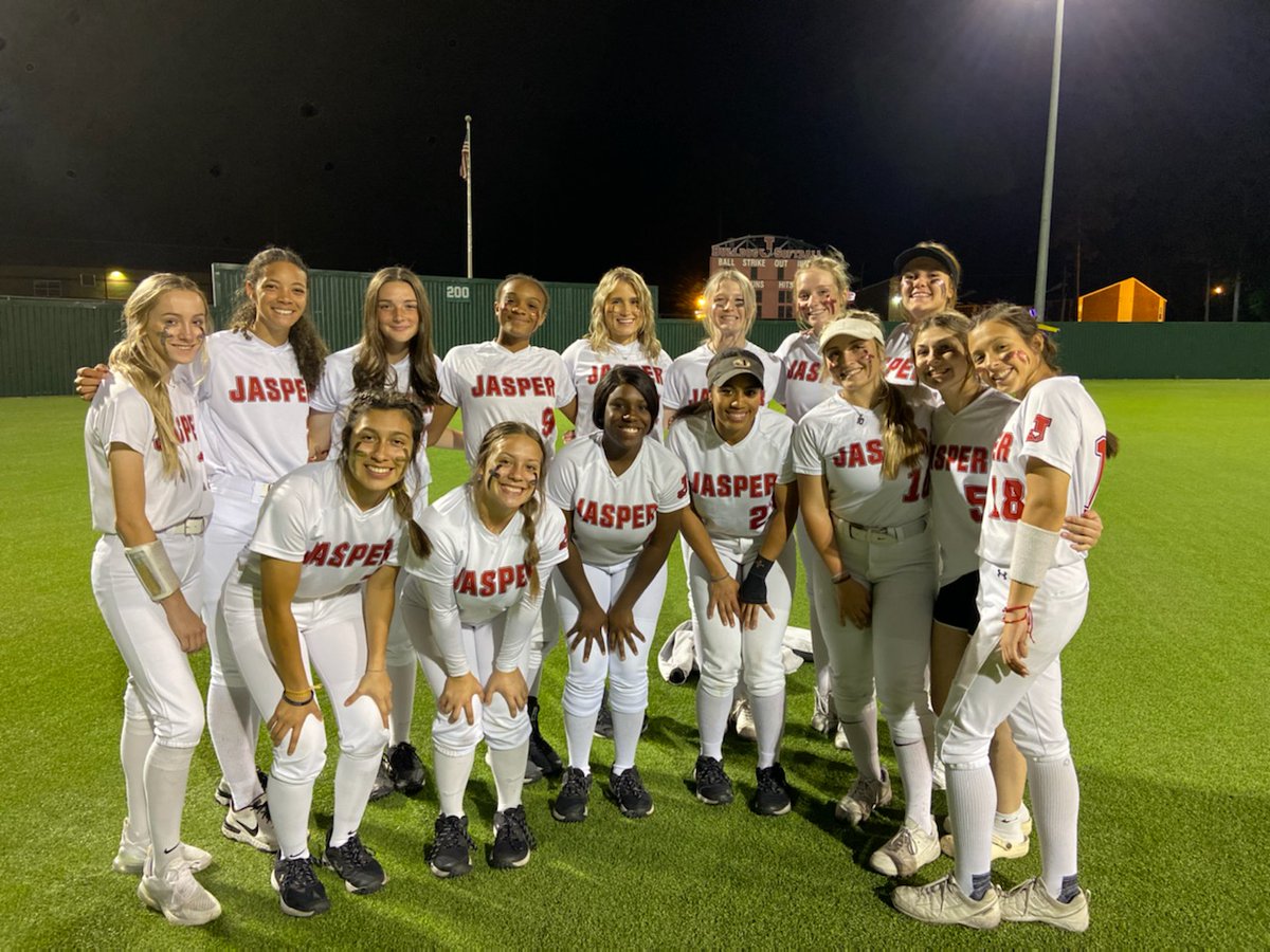 Lady Dawgs Softball tweet media
