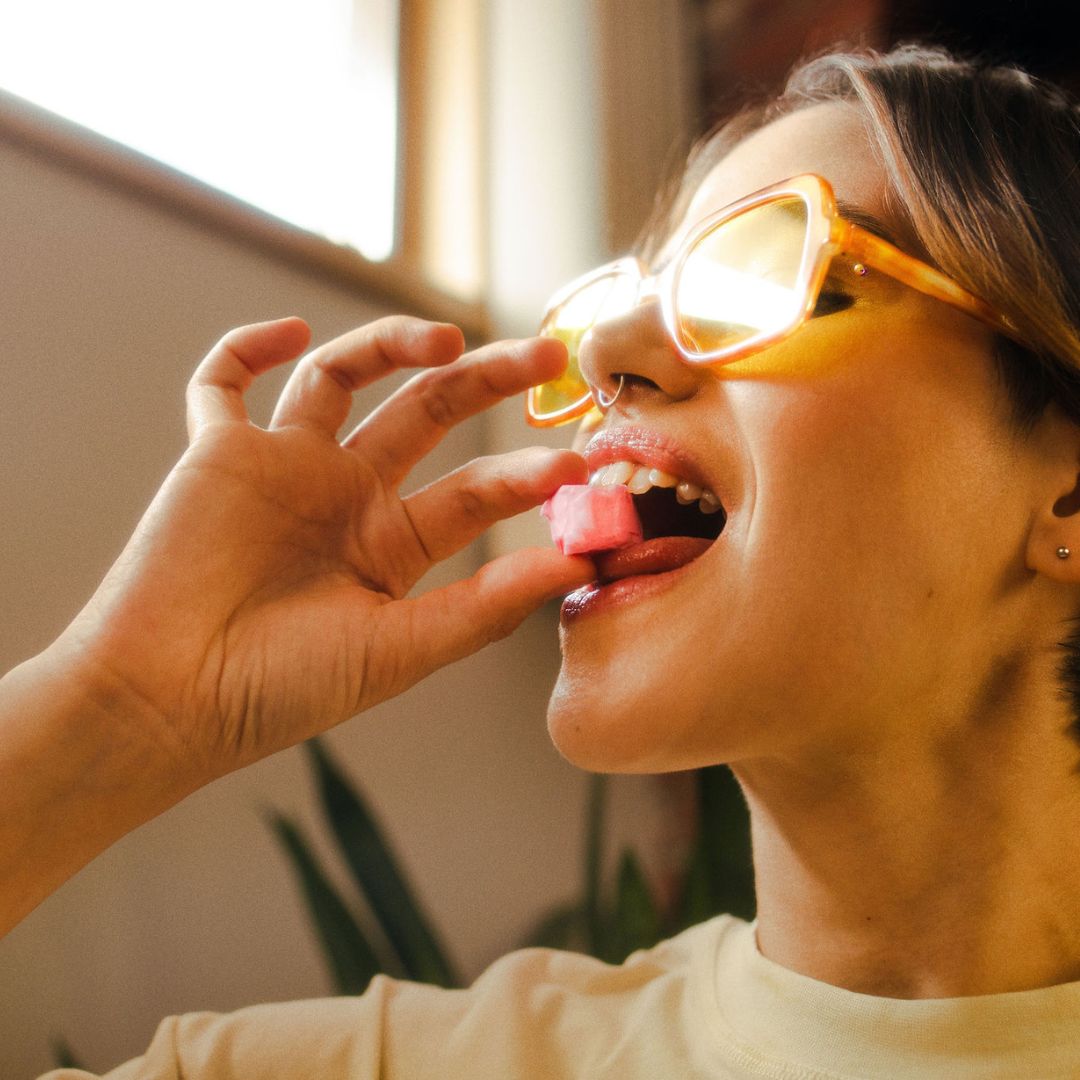 tbdhealth's tweet image. #Herpes is incredibly common - and guess what? It&apos;s not a big deal! With medication and proper precautions, most people with herpes can live normal, healthy lives. 🌤️ #STIAwarenessWeek #TBDHealth  tinyurl.com/2m5hsxra?utm_c…