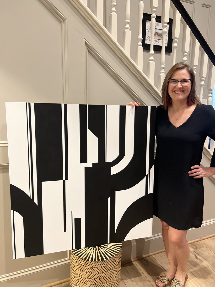 ROEArt1's tweet photo. This piece is heading to the ROE Casino Night for auction. I’m so glad I could contribute something to benefit our school.  ⁦@ROEworld⁩ ⁦@BrettGallini⁩ ⁦@chandelart⁩ https://t.co/menaetActH