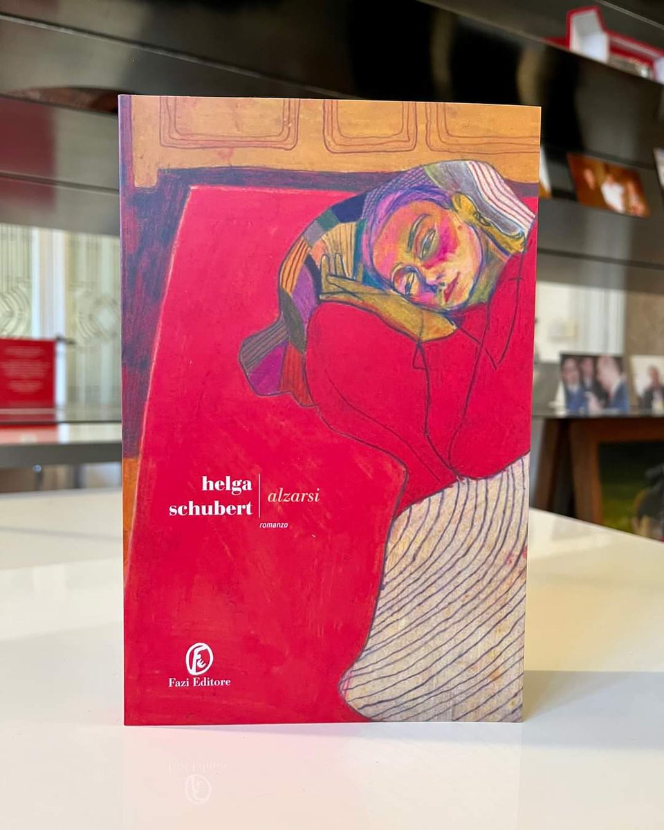 FaziEditore's tweet photo. Sono arrivate in casa editrice le copie di «Alzarsi» di Helga Schubert.
Grande bestseller letterario, che attraverso una lente personale racconta il Novecento tedesco ed europeo, è stato definito il più bel libro dell’anno da «Die Zeit».

Dal 25 aprile nelle librerie! https://t.co/lAYtlEVI2H