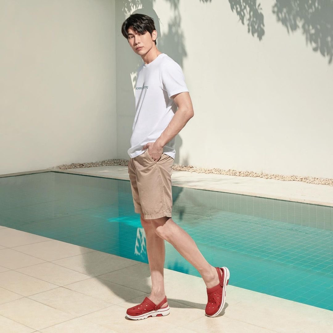 mewsuppasit_sp's tweet photo. 📱INSTAGRAM 🗓 12/04/23
IG: mewsuppasit @MSuppasit
❤️Like
💬Comenta
🔁Comparte
💾Guarda en tu colección
👉 https://t.co/J00YDJS8wD
#SkechersTH #SkechersFoamies #FoamiesSandals
#MewSuppasit #มิวศุภศิษฏ์ #SuppasitChannel #MSSpain https://t.co/VOOsaBykZR