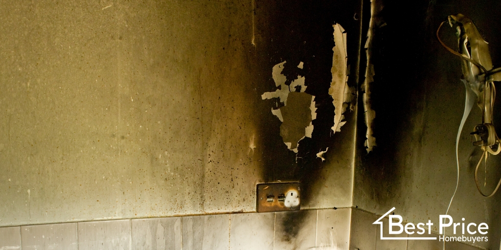 Smoke damage can take a toll on your home! Read today’s blog and find out about the different types of smoke damage and how to sell your home as-is.

bit.ly/3GF1mLL  

#SmokeDamage #SellAsIs