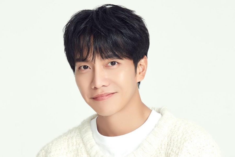 #LeeSeungGi Directly Addresses Rumors, Public's Disapproval Of His Marriage, And More In Detailed Statement  
soompi.com/article/157969…