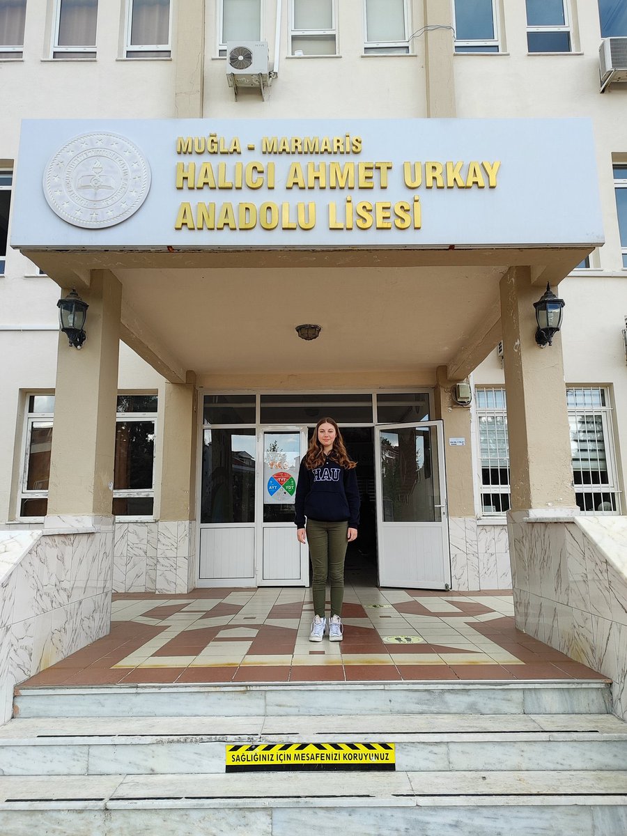 Kitap okuma yarışması Marmaris ilçe birincisi Halıcı Ahmet Urkay Anadolu Lisesi öğrencisi Defne Duyan olmuştur. Tebrik ederiz. <a href="/sibelkisaerbaa/">Sibel Kısa</a> <a href="/MarmarisMem/">Marmaris İlçe Millî Eğitim Müdürlüğü</a> <a href="/mugla_mem/">Muğla İl Millî Eğitim Müdürlüğü</a> <a href="/emrecay55/">Emre ÇAY</a>