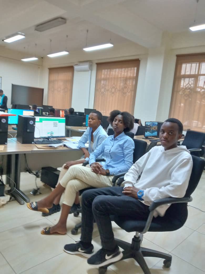 ApekiTvet's tweet image. From today, School Supervisors are in the monitoring visit of all L5 trainees in #SOFTWARE_DEVELOPMENT, #ACCOUNTING and #MASONRY who are in Industrial Attachment program in different companies. @AFTERPROJECT3 @RTB_Rwanda @rulindodistrict