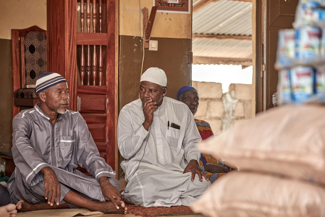 ci_ppa's tweet photo. Hier, le mardi 11 avril, nos équipes ont parcouru différentes mosquées de la ville de Daloa, notamment celles de Fadiga 2, Abattoir 2, Libéria, Fatouma Sarra et Orly, afin d'apporter notre soutien à la communauté musulmane de la ville.
PSK https://t.co/YenzLyvzBW