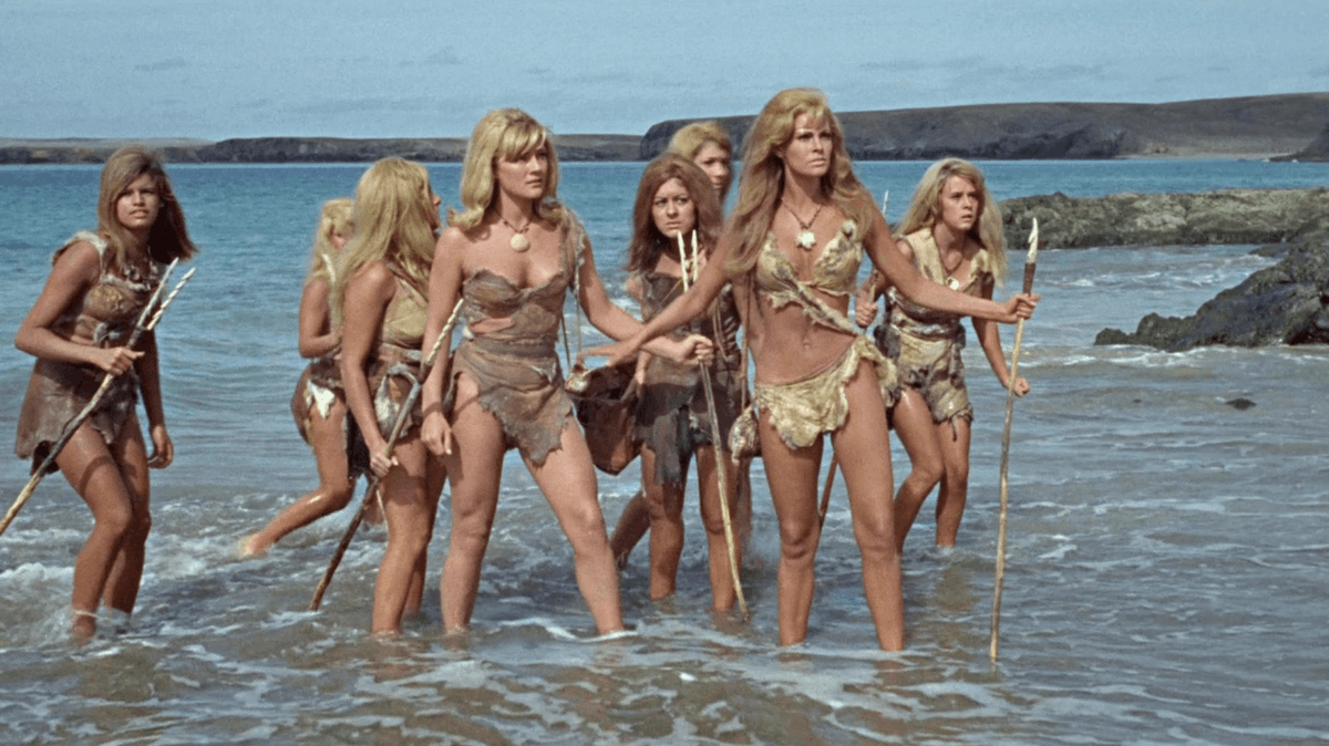 therealjoebob's tweet photo. One week before the new season we always do a watchalong on the "Lost Drive-In" Patreon (@kinky_horror 's save-and-restore project) so this Friday at 8 it's "One Million Years B.C.," in honor of the late Raquel Welch. Whatever happened to the furry cavegirl bikini?--I miss it so! https://t.co/TxaLmfAjOw