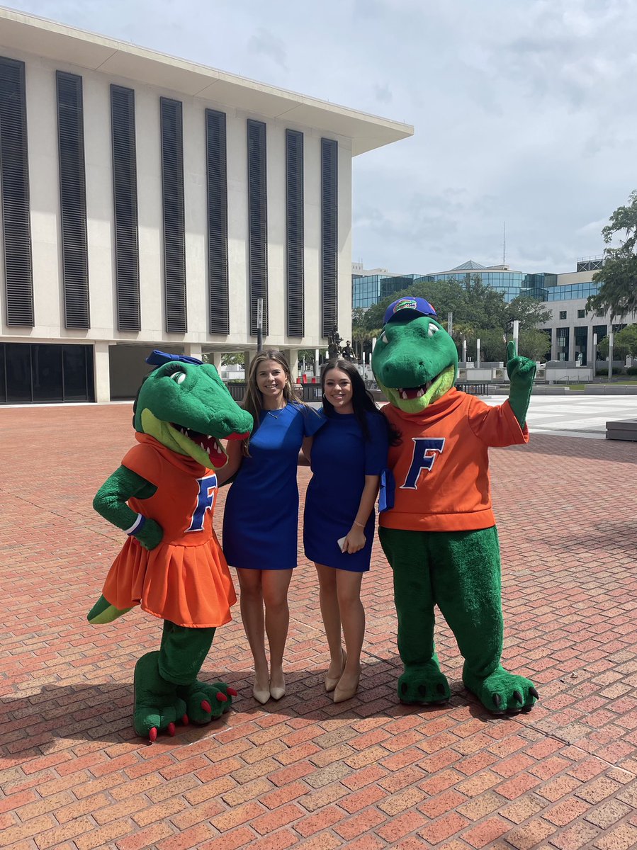 Happy #GatorDay to all the @GatorAdvocates out there! 🐊 #Top5 @UF